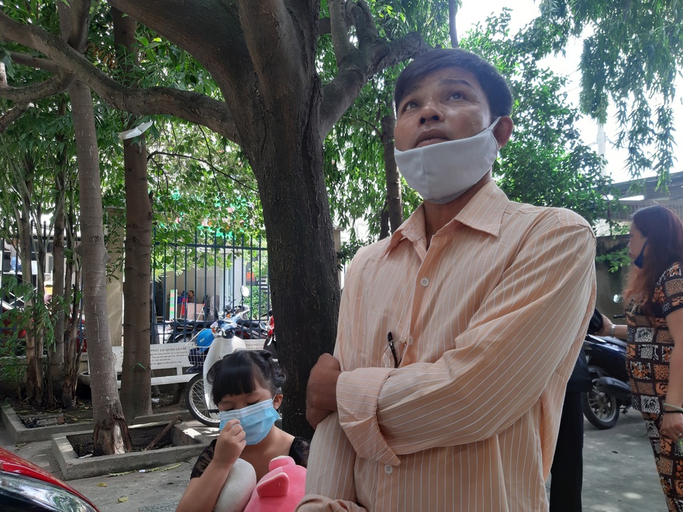 Vụ bé gái bị cha dượng hành hạ: Bị cáo nghĩ sao nếu mình bị châm thuốc lá? - 3 Vụ bé gái bị cha dượng hành hạ: Bị cáo nghĩ sao nếu mình bị châm thuốc lá? - 3