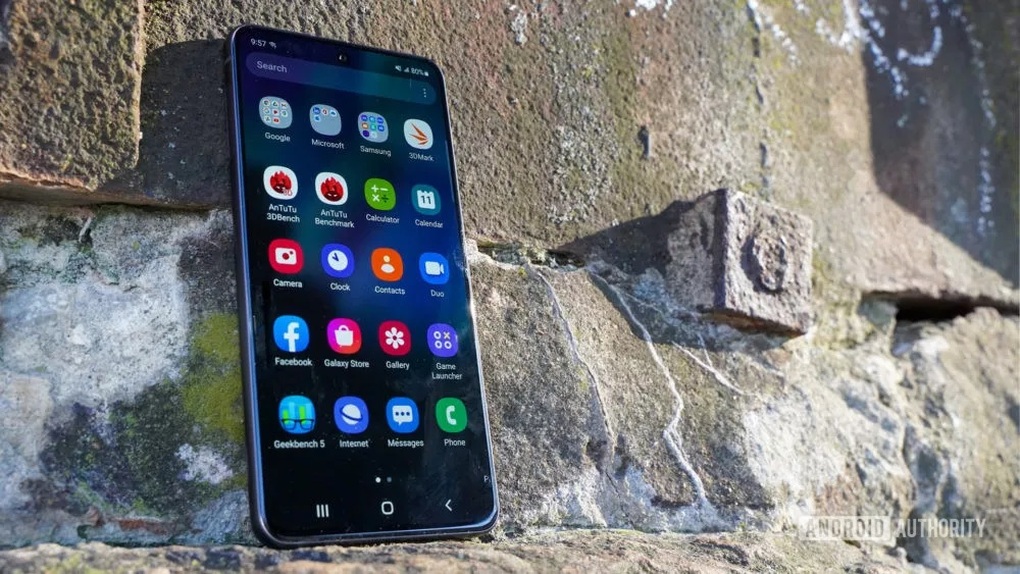 6 mẫu smartphone lỡ hẹn với người dùng trong năm 2022 - 2 6 mẫu smartphone lỡ hẹn với người dùng trong năm 2022 - 2