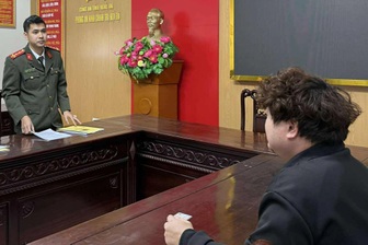 Bị đòi nợ “oan”, người đàn ông có hành động bất ngờ