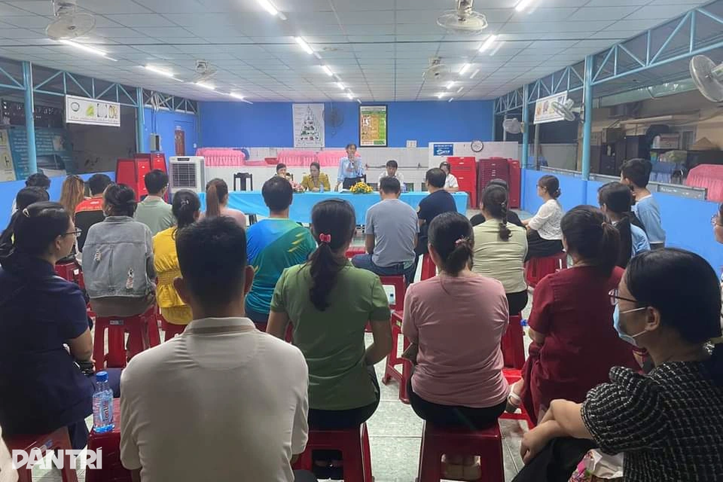 Phát hiện thực phẩm hư hỏng, nhiều trường học dừng hợp đồng suất ăn bán trú - 1 Phát hiện thực phẩm hư hỏng, nhiều trường học dừng hợp đồng suất ăn bán trú - 1