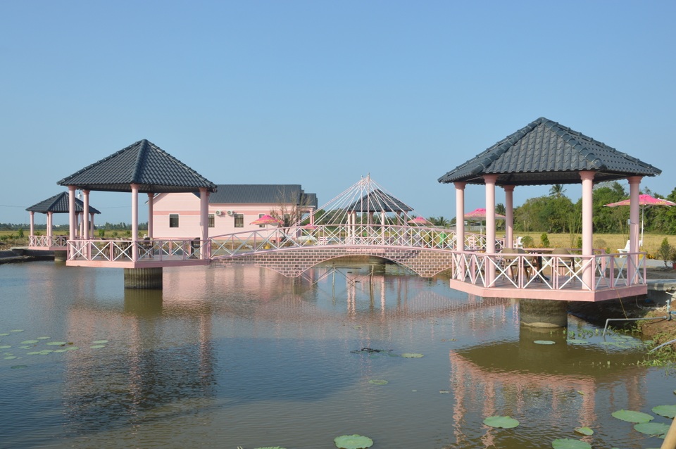 Phạt hành chính công ty xây khu vui chơi hoành tráng không phép - 1 Phạt hành chính công ty xây khu vui chơi hoành tráng không phép - 1