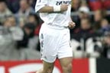 Woodgate phải nghỉ thi đấu 1 tháng