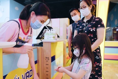 Vincom tăng cường thắt chặt các biện pháp phòng chống Covid-19