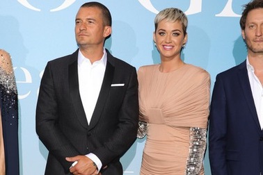 Katy Perry bất ngờ mặc xấu