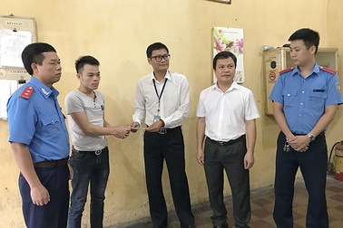 Du khách Pháp đi taxi “dù” từ phố cổ ra Nội Bài hết 2,1 triệu đồng