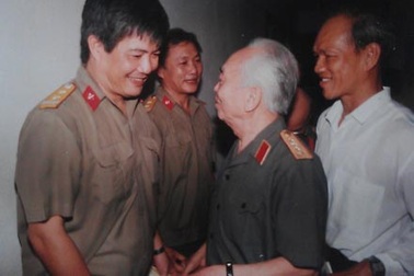 Tình yêu bóng đá đặc biệt của Đại tướng Võ Nguyên Giáp