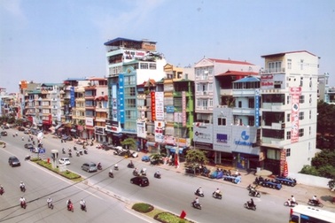 Mượn nhà không muốn trả, khổ chủ phải khởi kiện ra tòa