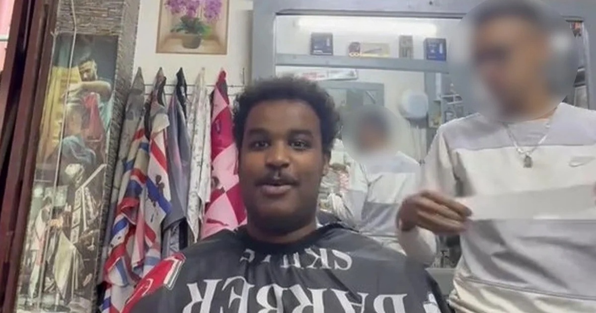 Thanh niên ngồi máy bay từ Anh sang châu Phi để cắt tóc cho rẻ