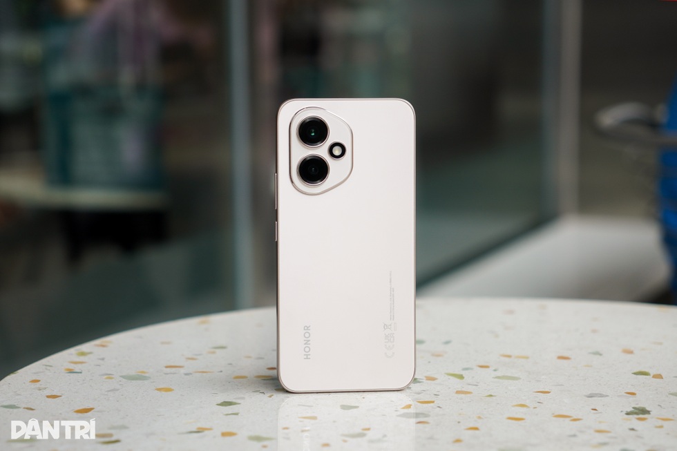 Đánh giá Honor 400: Hiệu suất tốt, AI đa dạng nhưng còn hạn chế về thiết kế - 36