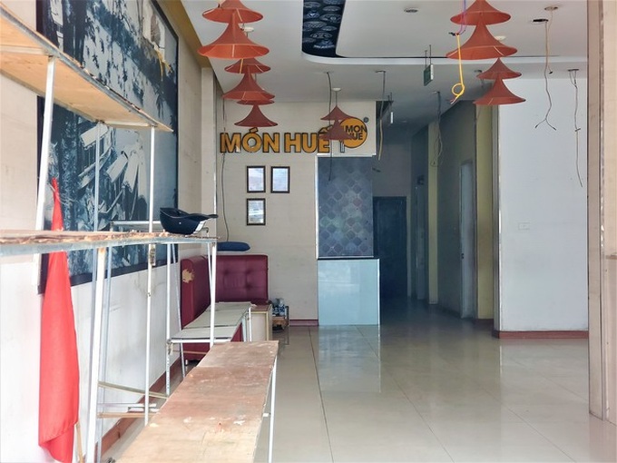 Nợ vài chục triệu tiền lá chuối không trả, vì sao Món Huế chấp nhận mất nửa tỷ tiền thuê nhà để trả mặt bằng trước hạn? - Ảnh 7. Nợ vài chục triệu tiền lá chuối không trả, vì sao Món Huế chấp nhận mất nửa tỷ tiền thuê nhà để trả mặt bằng trước hạn? - Ảnh 7.