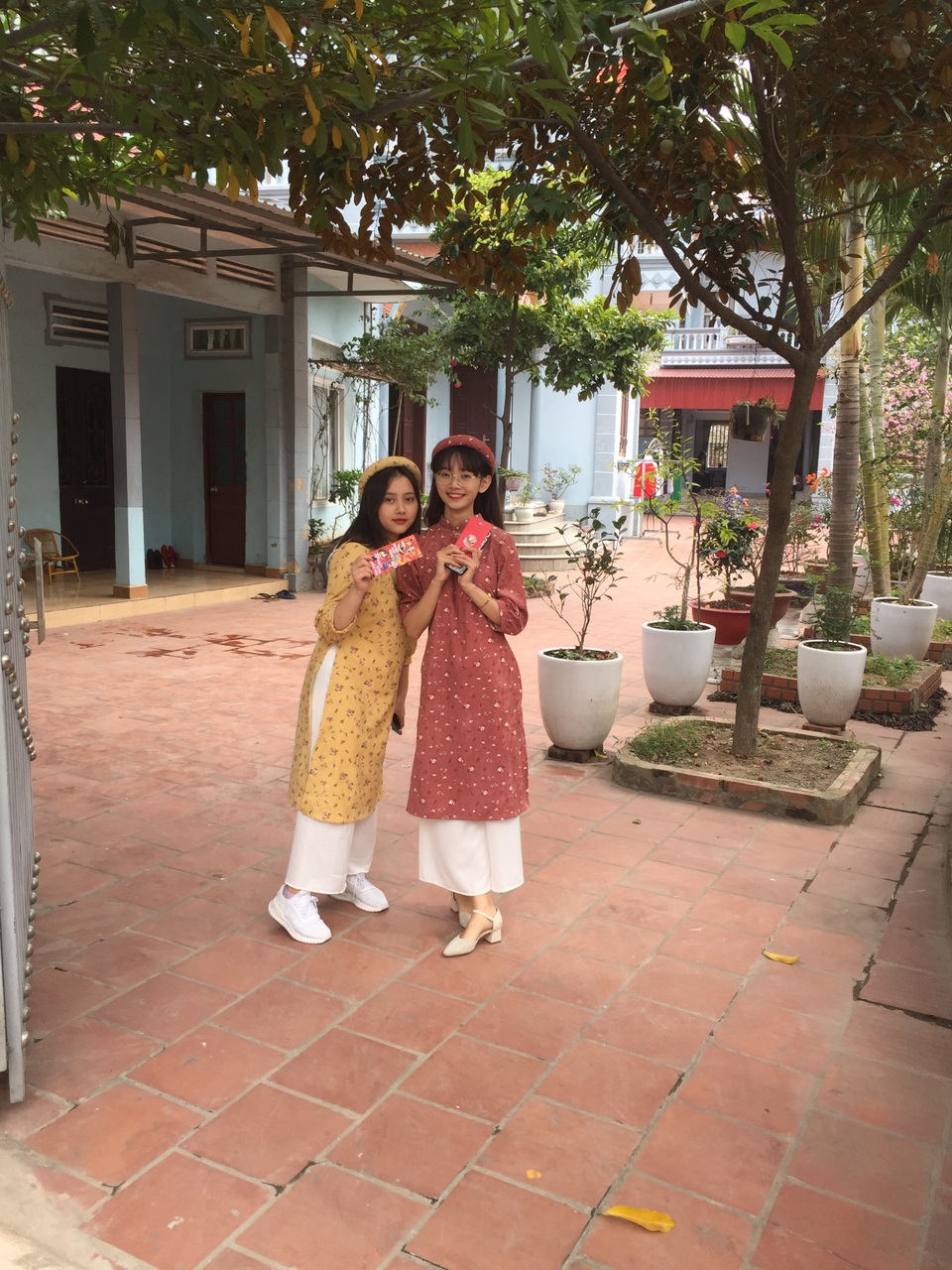 Cùng ngắm sắc xuân - 1 Cùng ngắm sắc xuân - 1