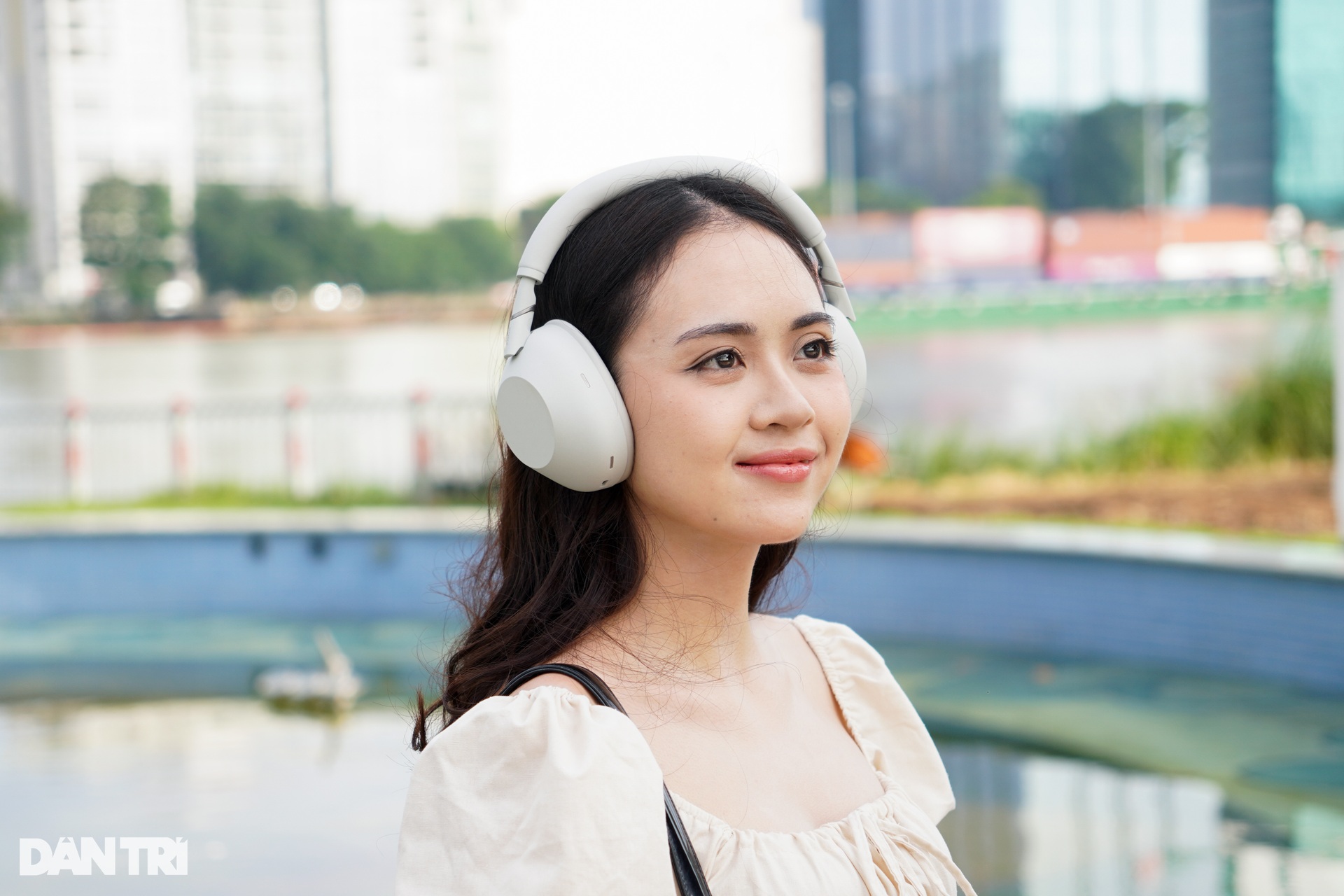 소니 WH-1000XM6 체험기: 애플 에어팟 맥스 라이벌 - 26 Trải nghiệm Sony WH-1000XM6: Đối thủ của Apple AirPods Max - 26