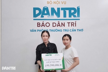 Mẹ đơn thân nuôi con gái suy thận giai đoạn cuối được giúp 200 triệu đồng