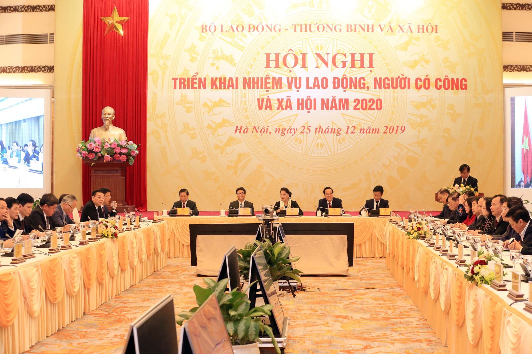 Bộ trưởng Đào Ngọc Dung: Cả nước tạo việc làm cho hơn 1,6 triệu lao động - 4 Bộ trưởng Đào Ngọc Dung: Cả nước tạo việc làm cho hơn 1,6 triệu lao động - 4