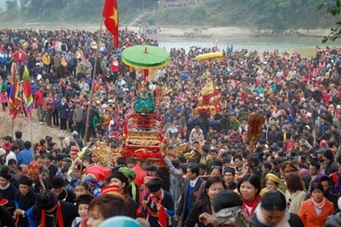 Đầu xuân thăm những ngôi đền nổi tiếng trên thượng nguồn sông Hồng