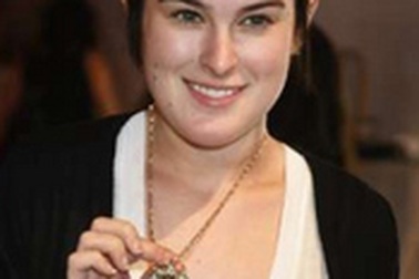 Con gái Demi Moore gia nhập làng nghệ thuật