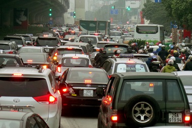 Nơi kẹt cứng, nơi “dễ thở” trong ngày người dân trở lại Thủ đô