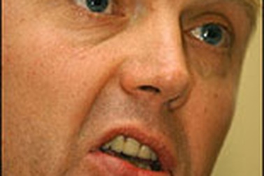 Nga - Anh lạnh nhạt vì vụ đầu độc cựu điệp viên KGB