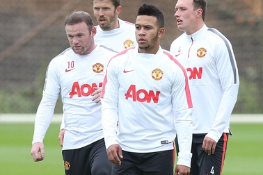 Depay tràn đầy khát khao trong buổi tập đầu ở MU