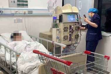 Nam sinh bị ảnh hưởng sức khỏe vĩnh viễn do đứng lên, ngồi xuống 1.000 lần