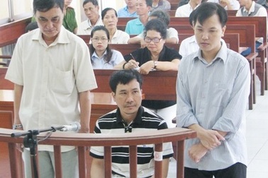 Phiên tòa “Dùng nhục hình”: VKS đề nghị cao nhất 36 tháng tù