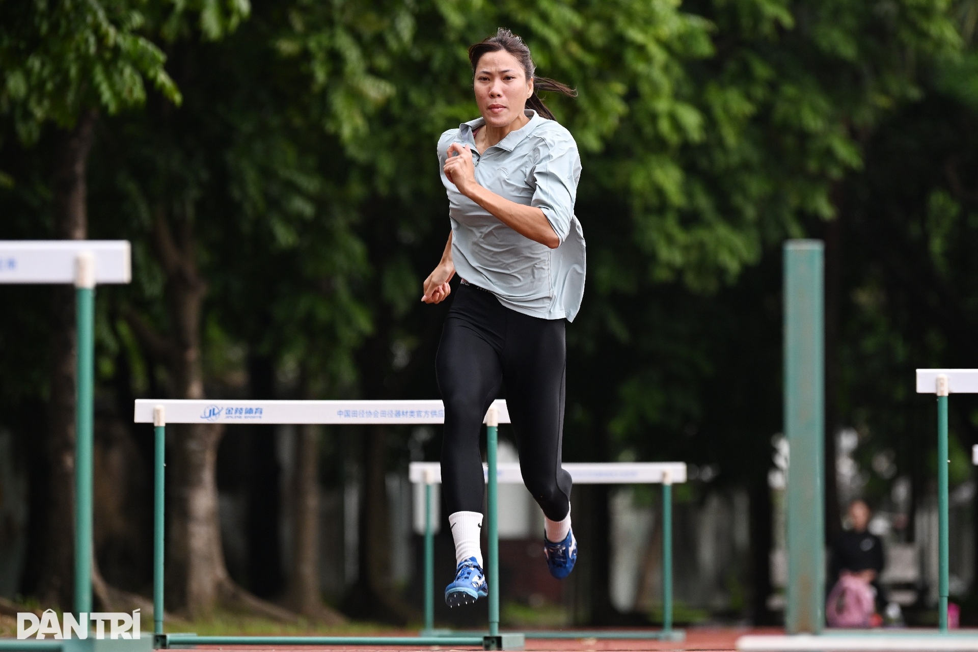 Những bước chân vượt rào bền bỉ hướng về vinh quang SEA Games 33 - 3