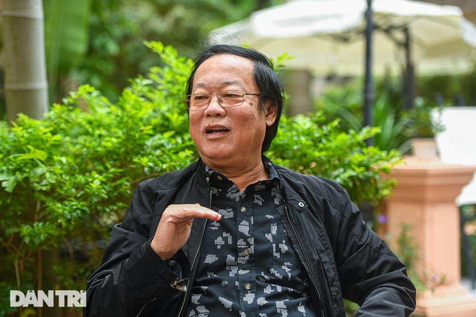 NSƯT Phú Thăng từng bị khán giả chửi, cưới vợ xong chỉ còn 2 triệu đồng - 5 NSƯT Phú Thăng từng bị khán giả chửi, cưới vợ xong chỉ còn 2 triệu đồng - 5