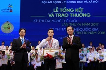 9x chọn nghề thợ hàn: 'Thà làm thợ tốt hơn là cử nhân tồi'