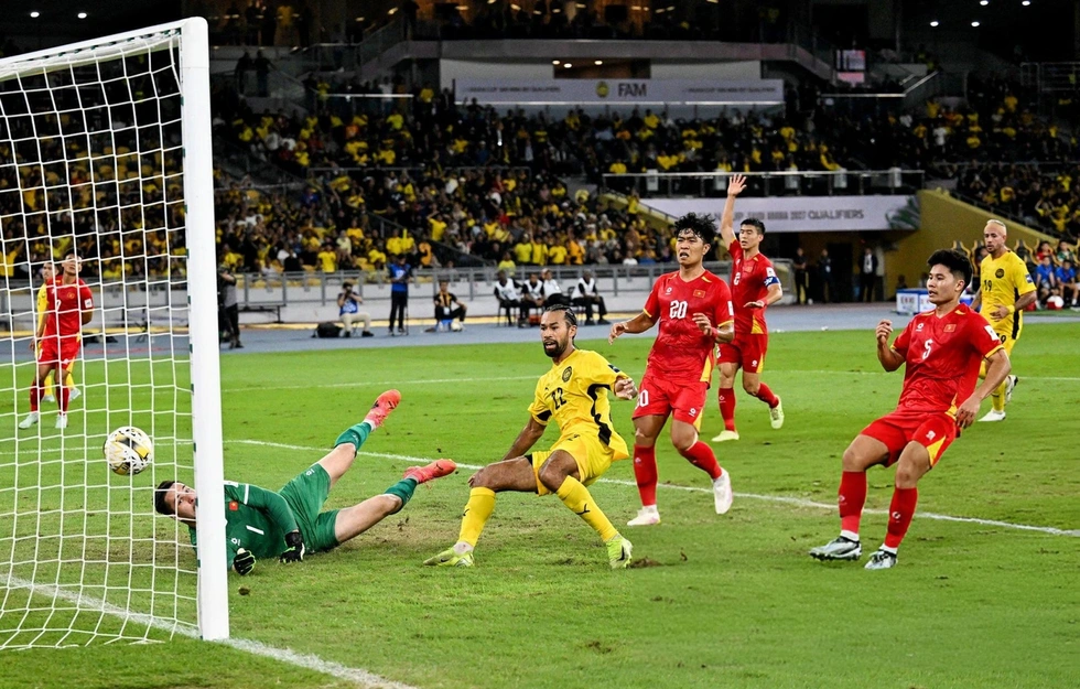 Cựu quan chức AFF: “Khó có chuyện Malaysia bị FIFA trừng phạt”