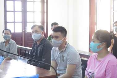 Tòa nghi bỏ lọt tội phạm trong vụ cô gái bị tra tấn đến sẩy thai