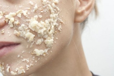 Trị mụn đầu đen hiệu quả với hỗn hợp này