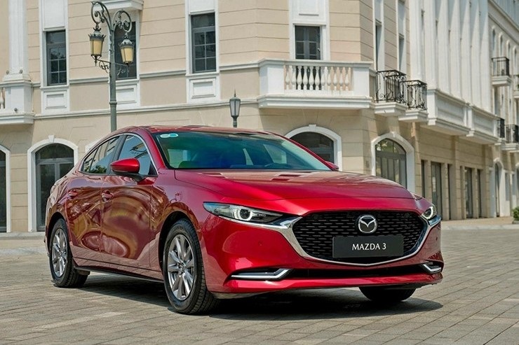 View - Cùng tầm tiền, chọn MG7 tiêu chuẩn hay Mazda3 bản cao nhất? | Báo Dân trí