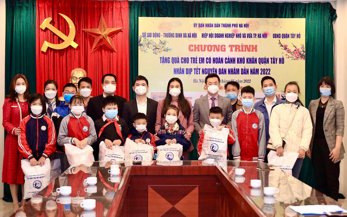 TT Group trao quà cho trẻ em khó khăn tại Hà Nội - 1 TT Group trao quà cho trẻ em khó khăn tại Hà Nội - 1