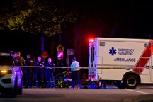 Ô tô lao vào đám đông ở Canada, nhiều người thương vong