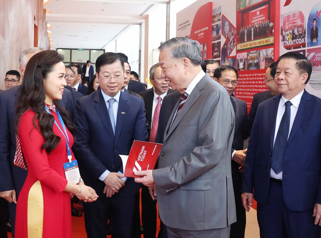 Tổng Bí thư Tô Lâm và 10 chữ dành tặng Đài Truyền hình Việt Nam - 1 Tổng Bí thư Tô Lâm và 10 chữ dành tặng Đài Truyền hình Việt Nam - 1