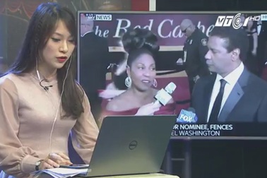 Khánh Vy "nhại 7 thứ tiếng" phiên dịch Oscar trên sóng trực tiếp