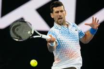 Djokovic loại niềm hy vọng của nước chủ nhà Australia