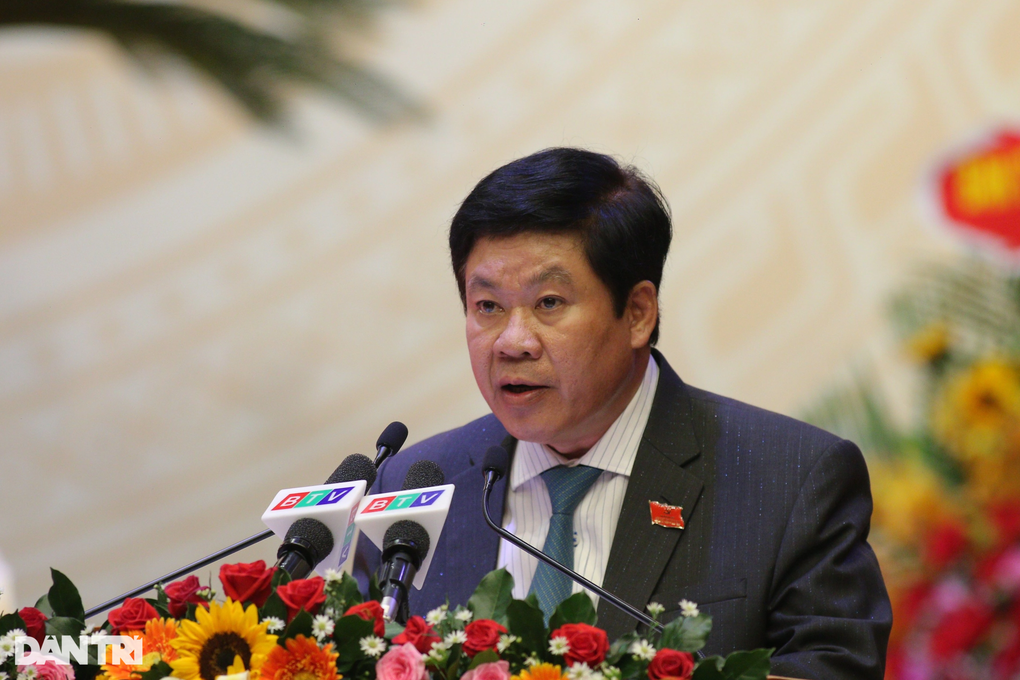 Chủ tịch TP Quy Nhơn Ngô Hoàng Nam bị kỷ luật - 1 Chủ tịch TP Quy Nhơn Ngô Hoàng Nam bị kỷ luật - 1
