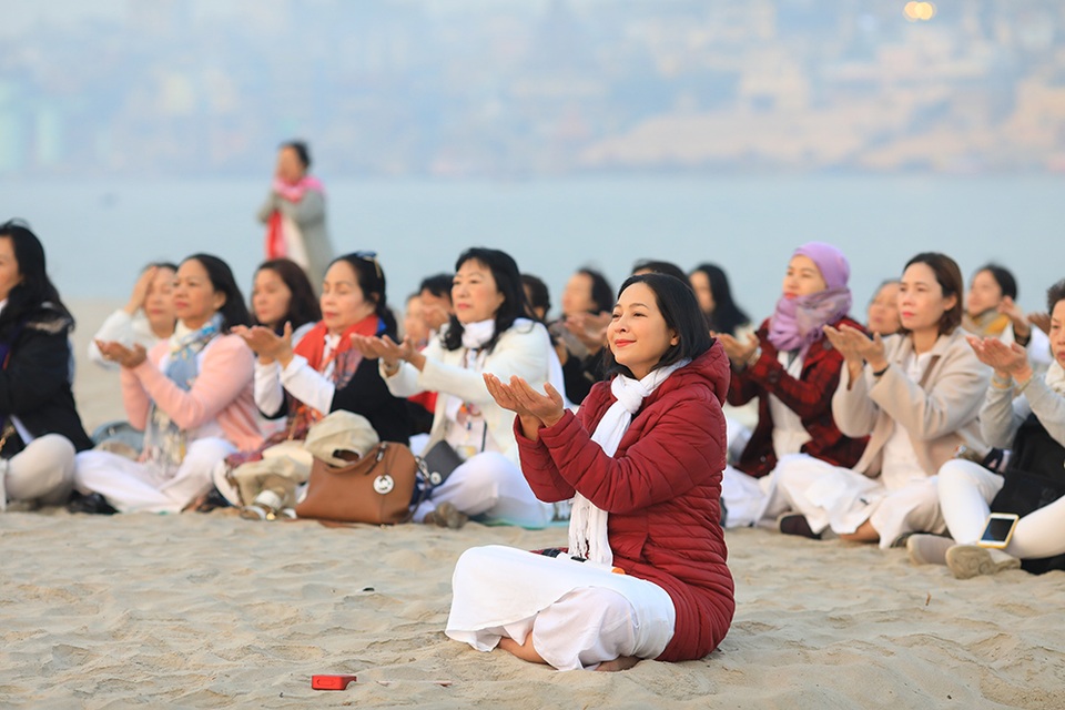 MC Quỳnh Hương: “Ông xã là “hoa tiêu” của đời mình” - 3 MC Quỳnh Hương: “Ông xã là “hoa tiêu” của đời mình” - 3
