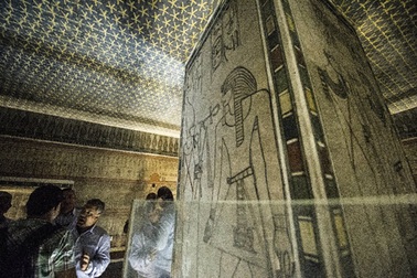 Đi tìm căn phòng bí mật của Nữ hoàng Nefertiti