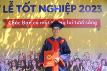 Thủ khoa và cú "lội ngược dòng" sau 5 năm bỏ dở vì không biết học để làm gì