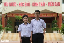 Đôi bạn cùng lớp đoạt 2 huy chương vàng cuộc thi Olympic hình học Iran 2021