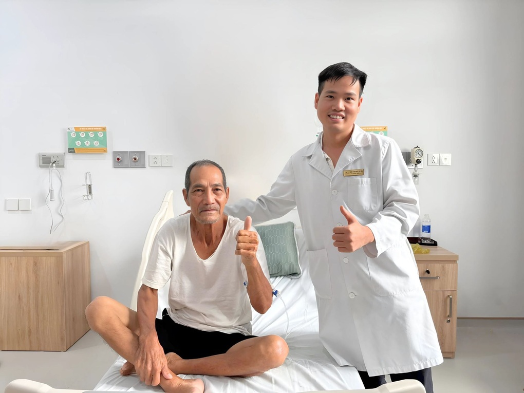 Cứu sống cụ ông 77 tuổi đột quỵ do nhồi máu não, liệt nửa người tại Phú Quốc - 1 Cứu sống cụ ông 77 tuổi đột quỵ do nhồi máu não, liệt nửa người tại Phú Quốc - 1