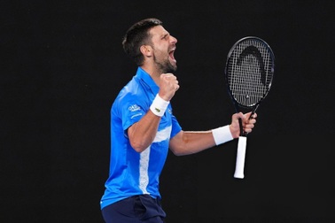 Djokovic, Alcaraz khởi đầu thuận lợi tại Australian Open 2025