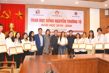 20 sinh viên tiêu biểu tiếp tục nhận học bổng Nguyễn Trường Tộ