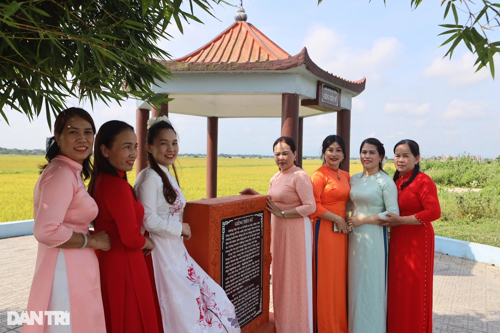 Làng cổ bên sông Ô Lâu có giếng Tiên Nữ, quê hương 2 bà vợ vua Minh Mạng - 3 Làng cổ bên sông Ô Lâu có giếng Tiên Nữ, quê hương 2 bà vợ vua Minh Mạng - 3
