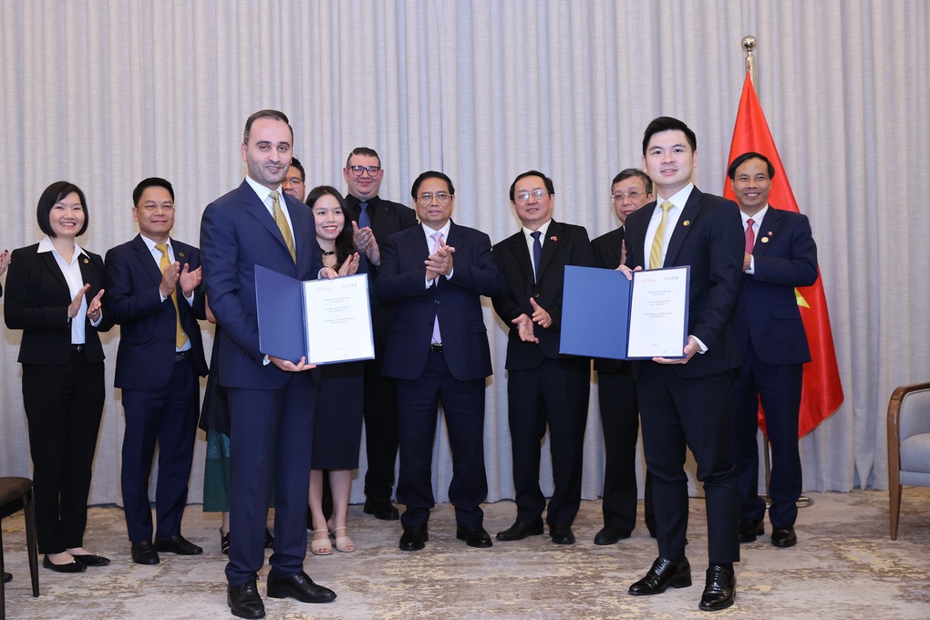 Thủ tướng gợi ý Tập đoàn của Qatar phát triển CLB bóng đá tầm cỡ ở Việt Nam - 2 Thủ tướng gợi ý Tập đoàn của Qatar phát triển CLB bóng đá tầm cỡ ở Việt Nam - 2
