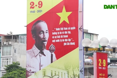 Ngày Quốc khánh trầm lắng khi Hà Nội đang giãn cách xã hội