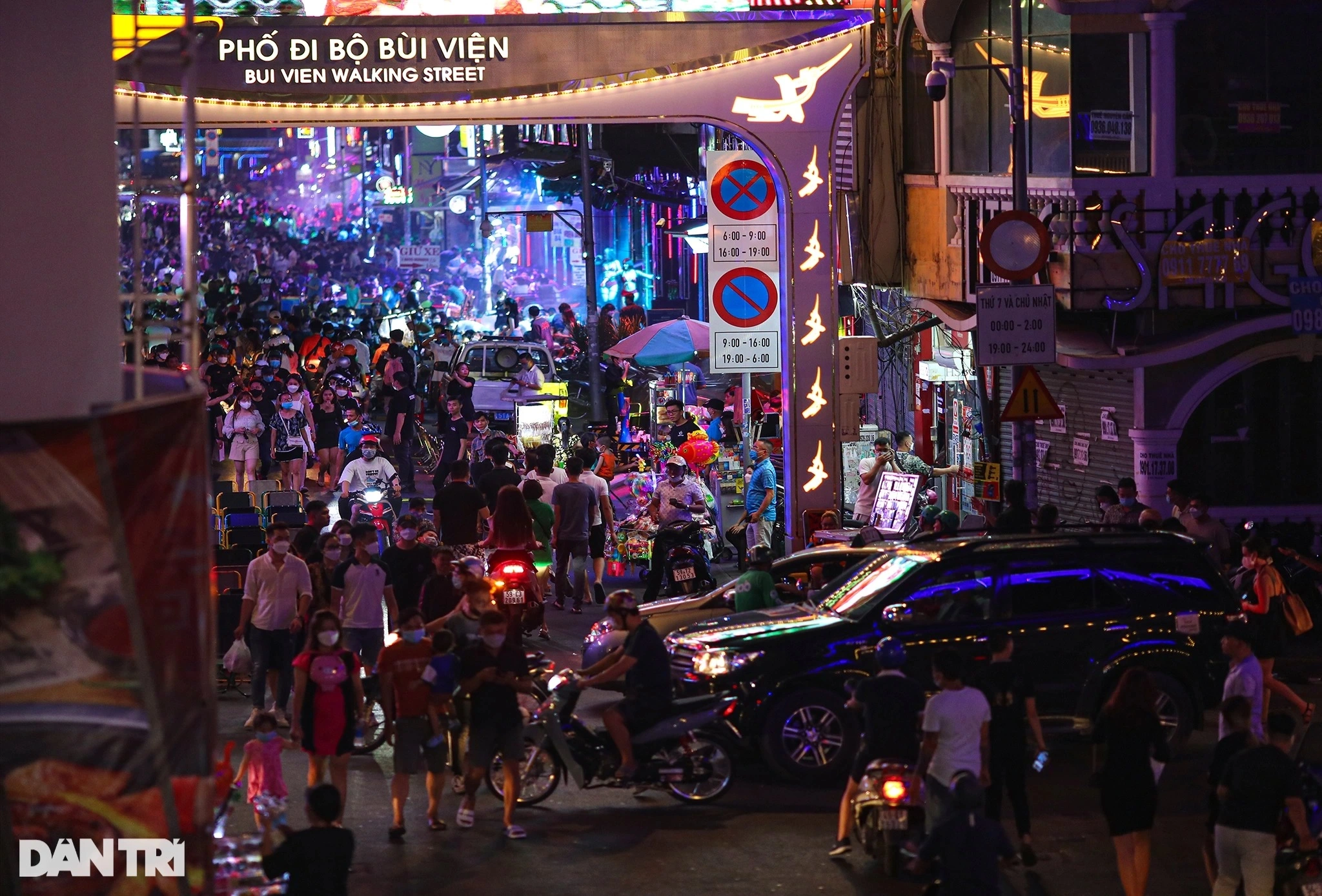 Việt Nam có nên mở những thành phố không ngủ để hút khách tiêu tiền? - 2