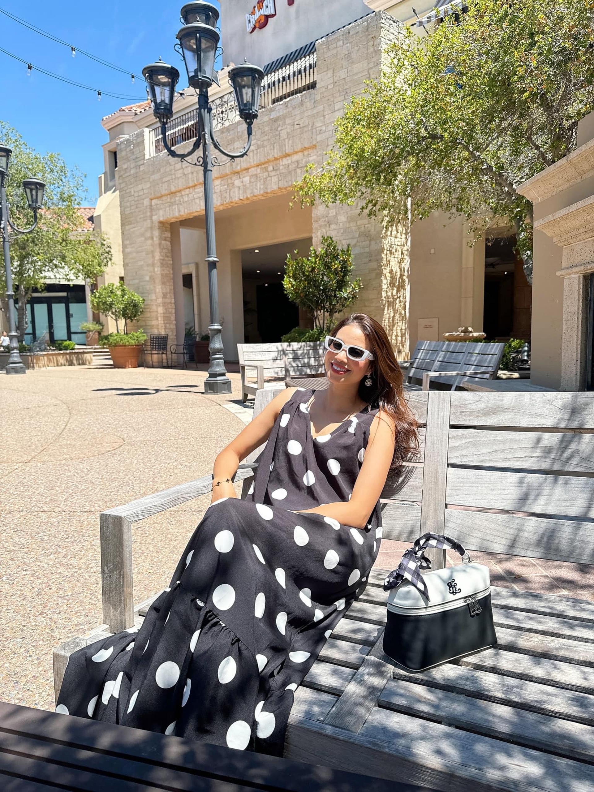 Cuộc sống xa hoa của Hoa hậu Phạm Hương tại Mỹ sau 10 năm đăng quang - 3